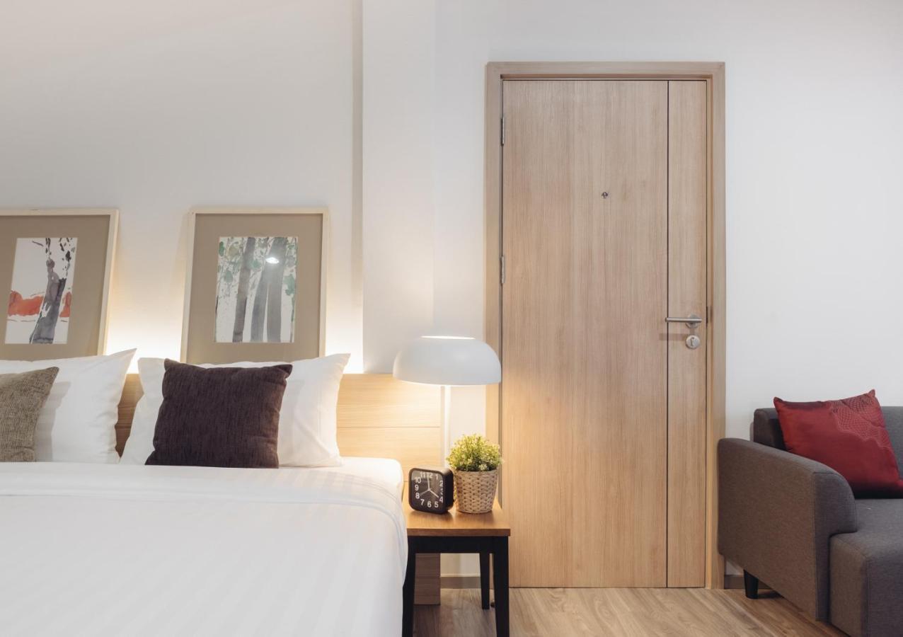 China Cozy Asoke Hotel Банкок Екстериор снимка