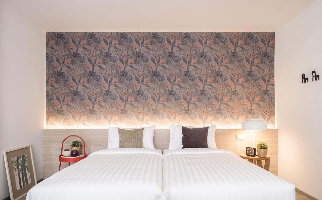China Cozy Asoke Hotel Банкок Екстериор снимка