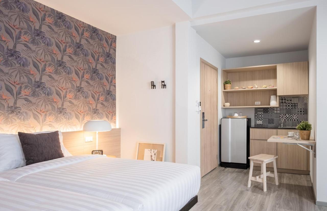 China Cozy Asoke Hotel Банкок Екстериор снимка